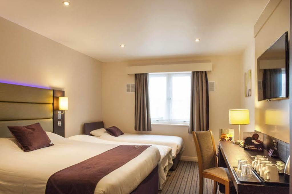 Premier Inn Manchester Trafford Centre North 外观 照片