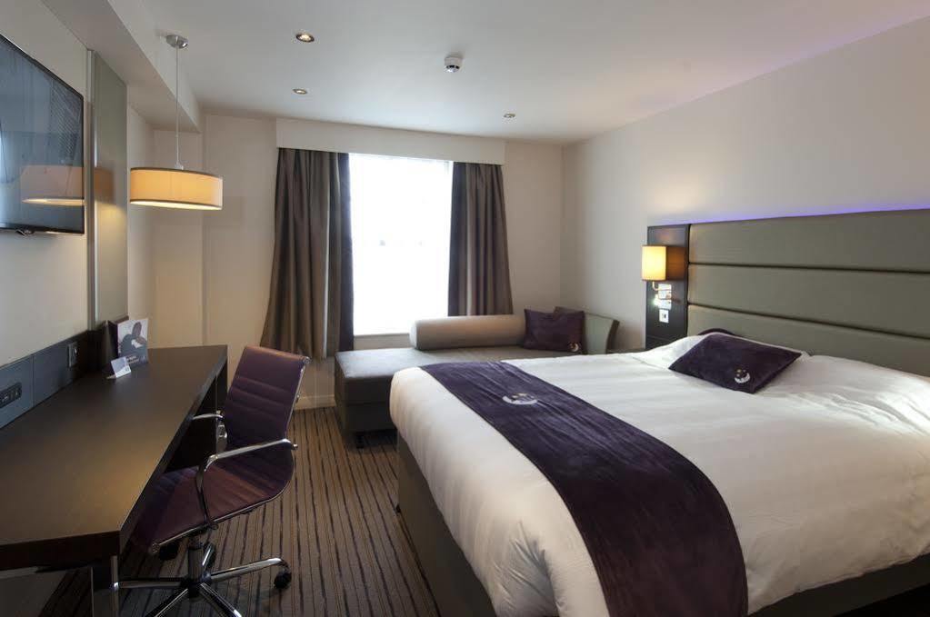 Premier Inn Manchester Trafford Centre North 外观 照片