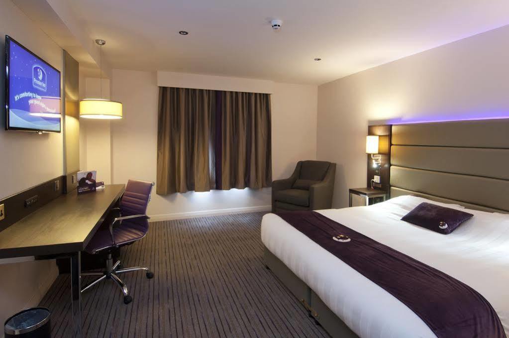 Premier Inn Manchester Trafford Centre North 外观 照片